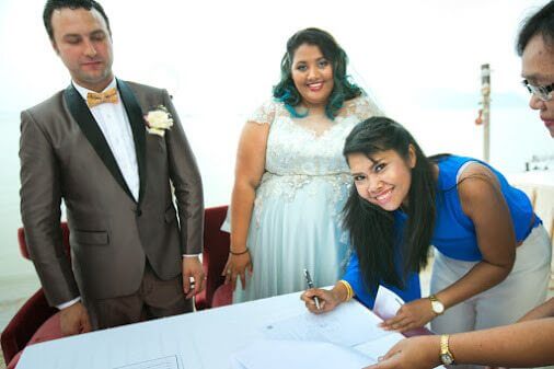 Phuket Beach Club Wedding - Wedding Organizers Phuket Thailand