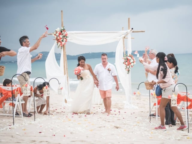 Beach Wedding Phuket Thailand Unique Phuket Wedding Planners, Chaloem Ton Loysamut 2 (234)