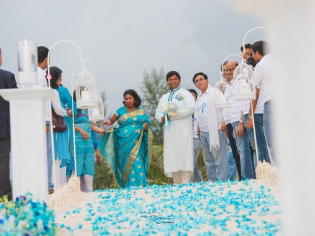 Phuket Beach Wedding Vow Renewal (46)