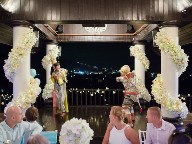 Unique Phuket Wedding Planners - Toom Thai Dancing