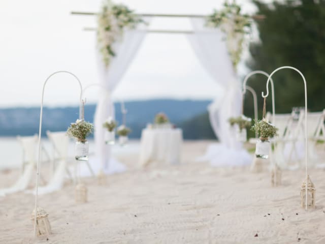 Phuket Romantic Beach Marriage Ceremony (32)