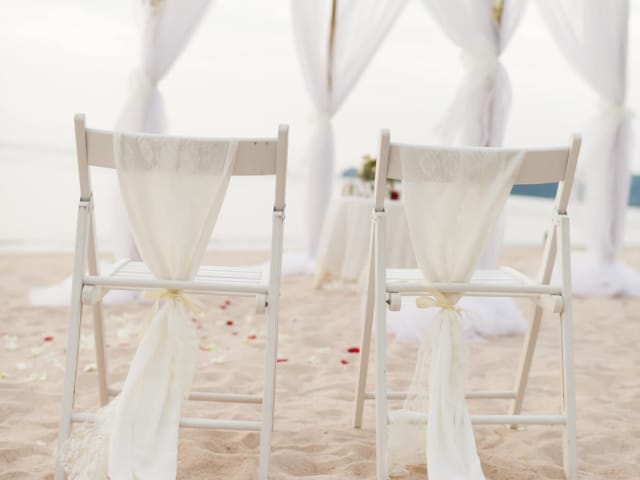 Phuket Romantic Beach Marriage Ceremony (34)