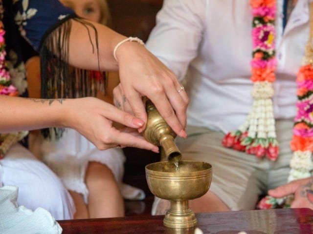 Thai Monks Blessing (11)