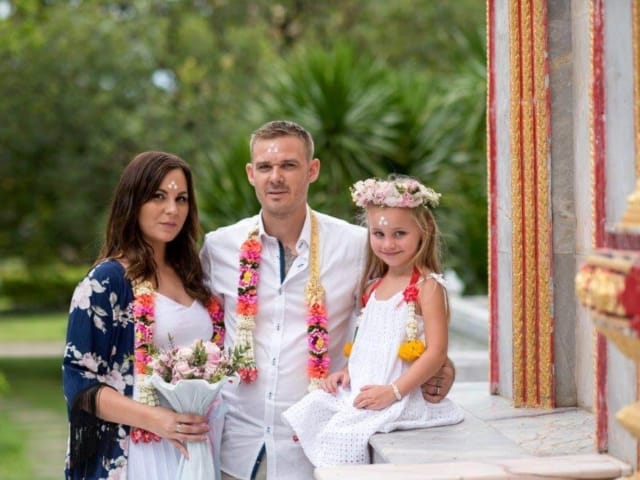 Thai Monks Blessing (12)