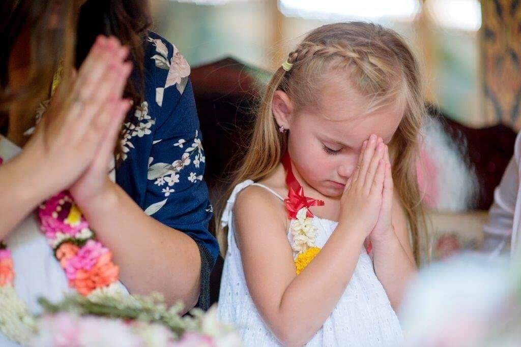 Thai Monks Blessing (7)