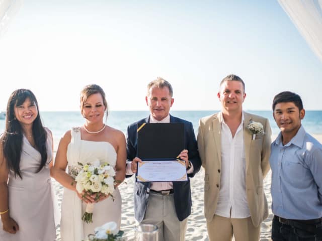 Phuket Beach Wedding Celebrant (26) Phuket Beach Wedding Celebrant (26)