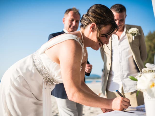 Phuket Destination Beach Wedding (12) Phuket Destination Beach Wedding (12)