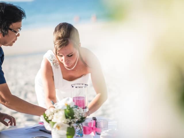 Phuket Destination Beach Wedding (18) Phuket Destination Beach Legal Wedding (18)