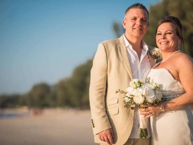 Phuket Destination Beach Wedding (30) Phuket Destination Beach Wedding (30)