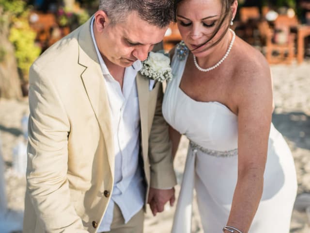 Phuket Destination Beach Wedding (8) Phuket Destination Beach Wedding (8)