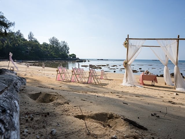 Artishma &amp; Ash Wedding Vow Renewal 18 Apr 18, Hua Beach 0001 5