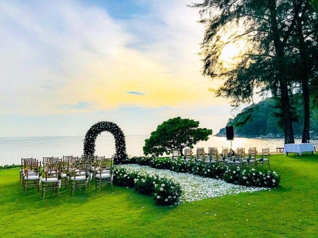 Wedding Flowers Setup Ideas 54