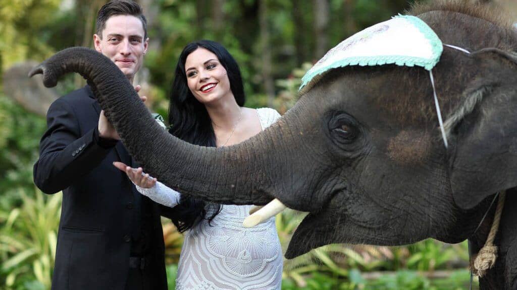 Thavorn Beach Village Garden Wedding