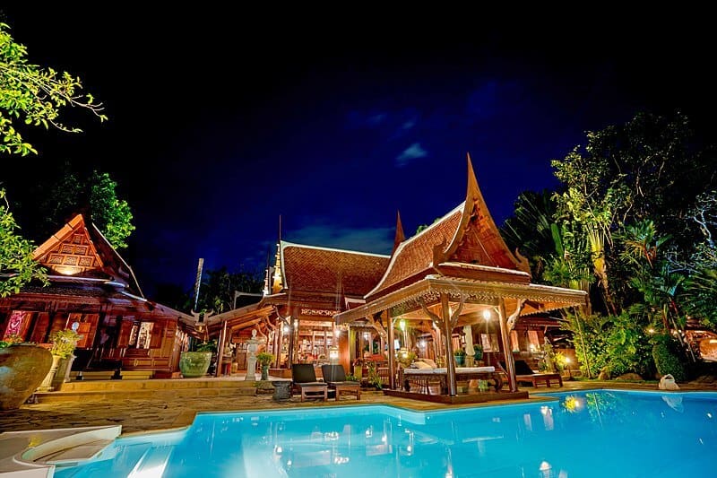 royal-thai-villas-orchid-night