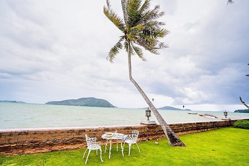 Seaview Royal Thai Villas