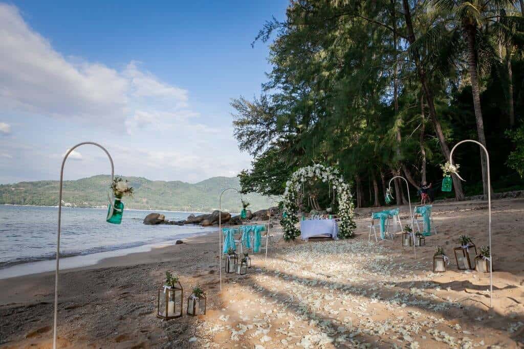 Tina-Tim-Beach-Wedding-Vow-Renewal-2nd-Jan-2020-on-Hua-Beach-15